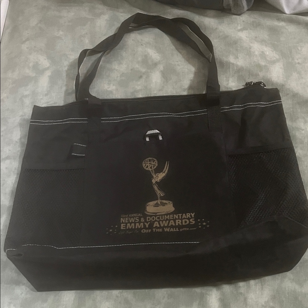 EMMY Awards 2012 33rd News & Documentary official tote bag 19x13.5 (zip top) NEW